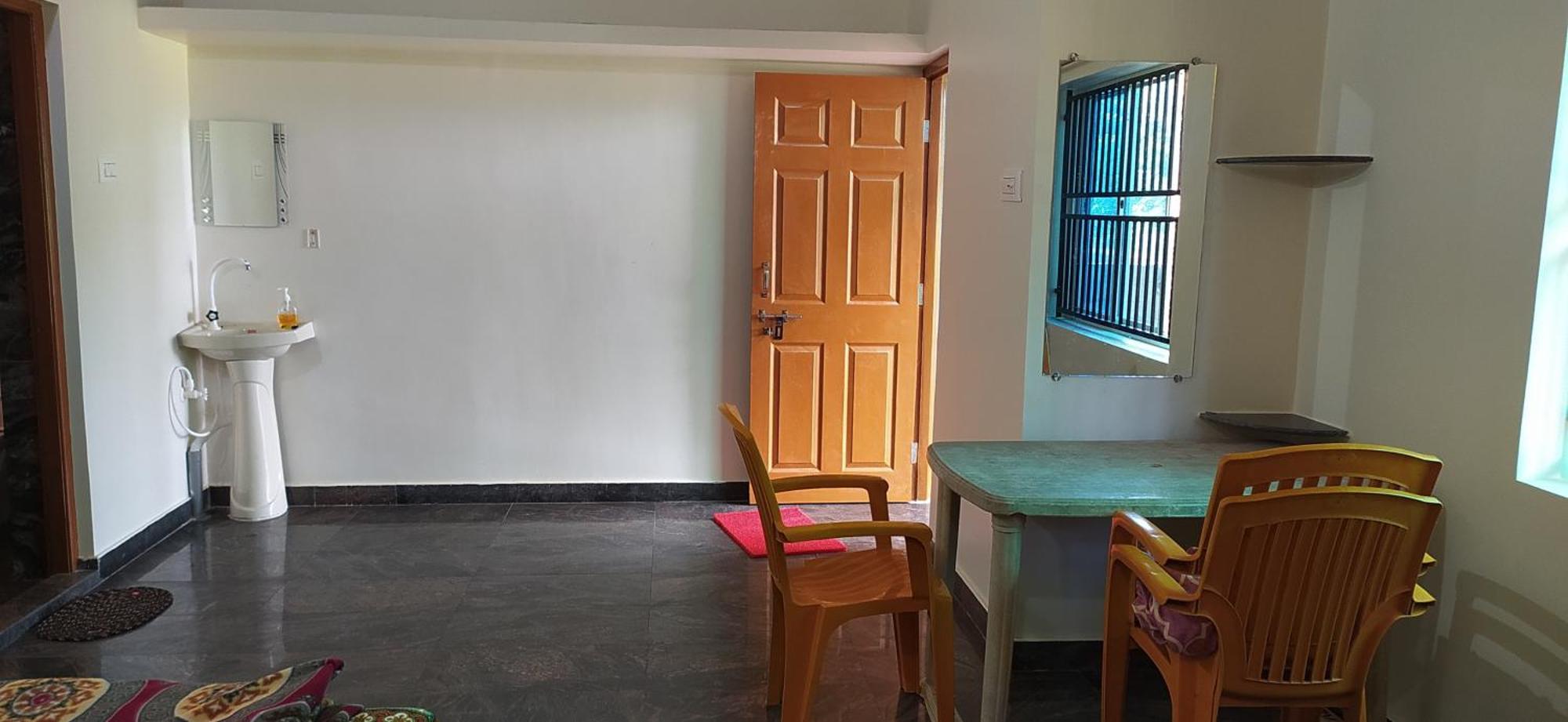 Ratnakar Arundekar Home Stay In Beach Side Ac Room Gokarna  Eksteriør billede