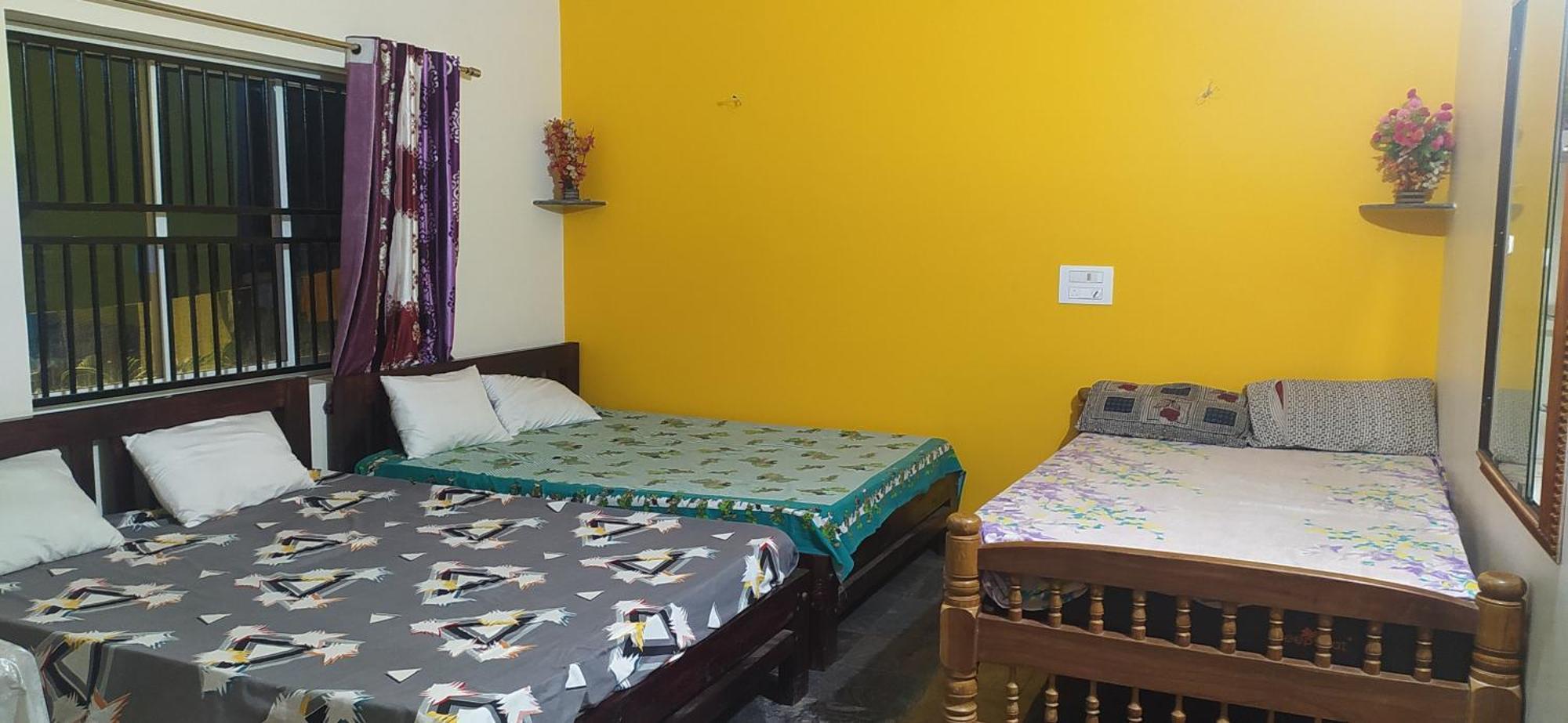 Ratnakar Arundekar Home Stay In Beach Side Ac Room Gokarna  Eksteriør billede